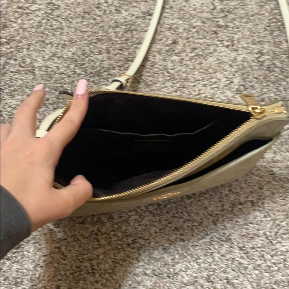 Coach One strap purse - Picture 2 of 5